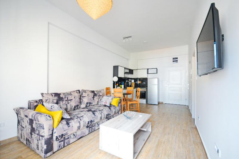 Sea Breeze Lux Apartments Budva Exterior photo